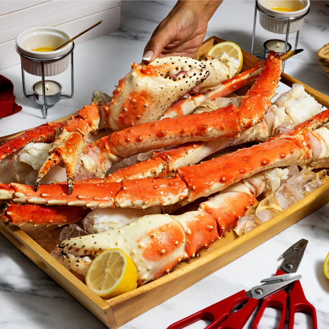 Super Colossal Red King Crab Legs - Image 2