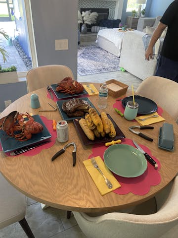 Live Maine Lobster photo review